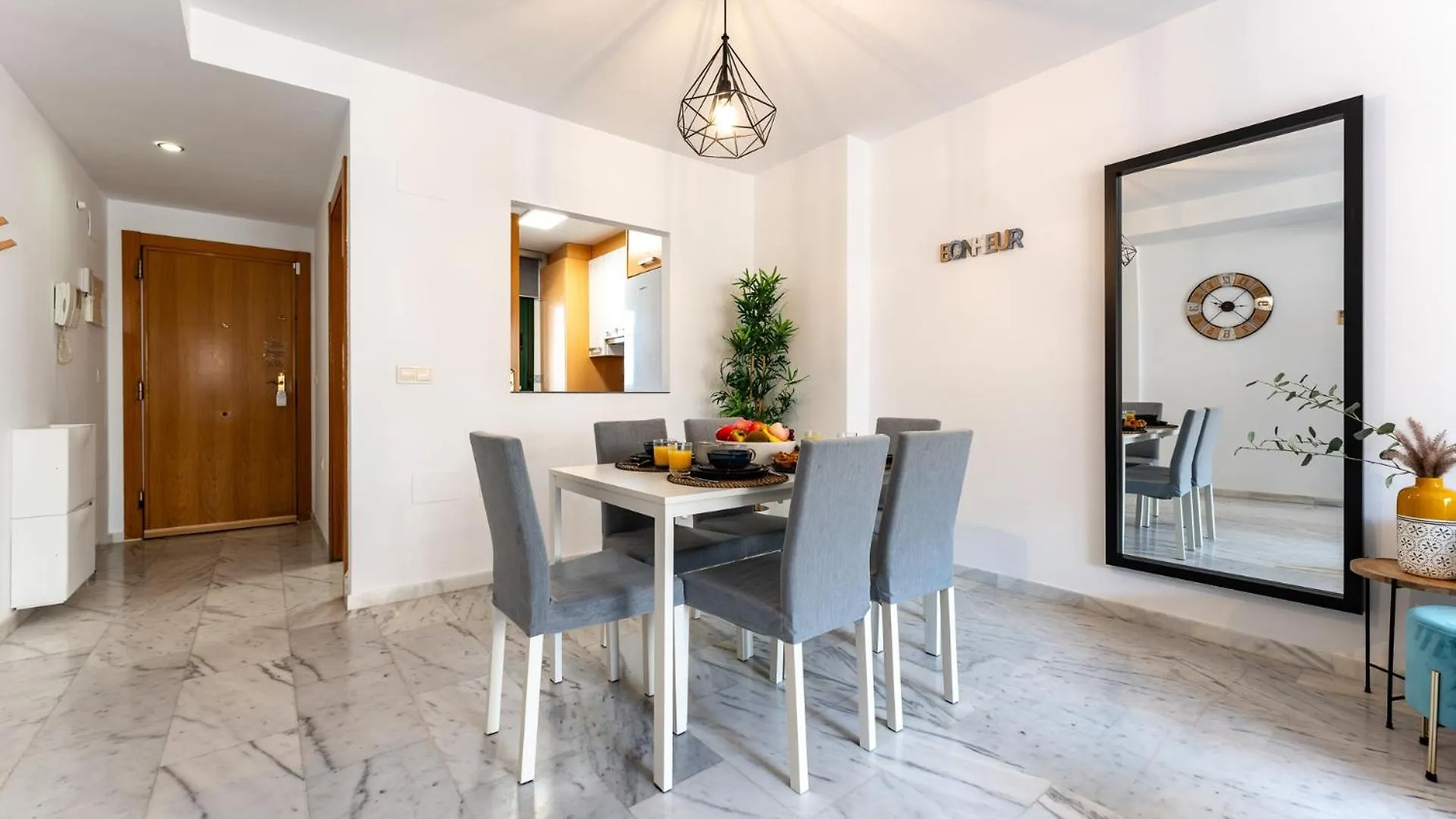 בנאלמדנה Coastal Comfort 2 Bed, Parking Pool And Terrace 0*,